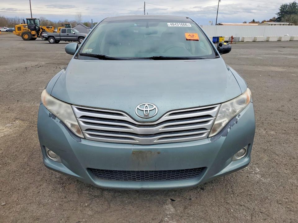 2010 Toyota Venza awd V6