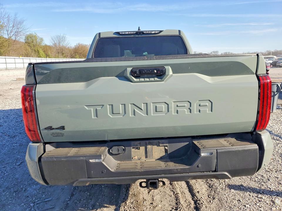 2024 Toyota Tundra Limited HV