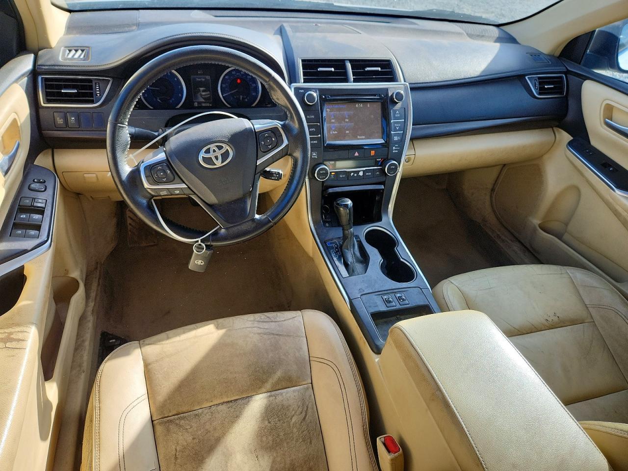 2015 Toyota Camry xle V6