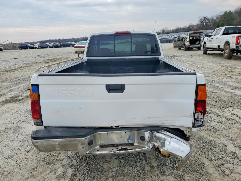 1995 Nissan Truck XE V6
