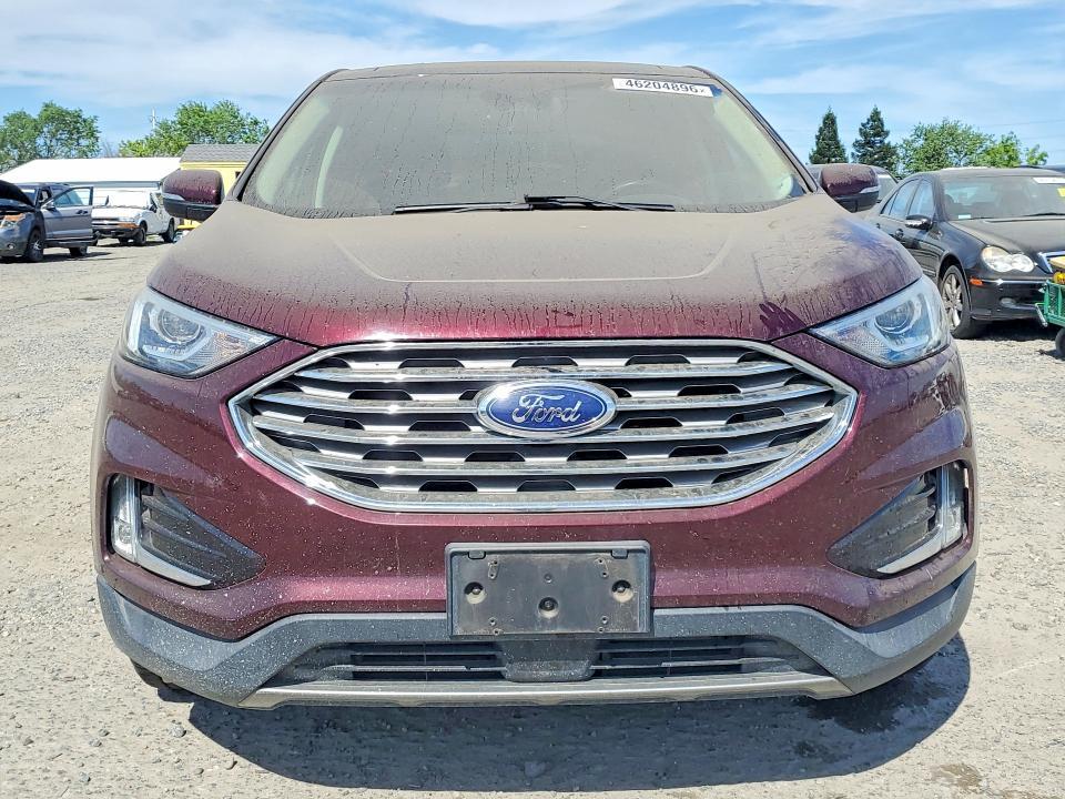 2019 Ford Edge sel