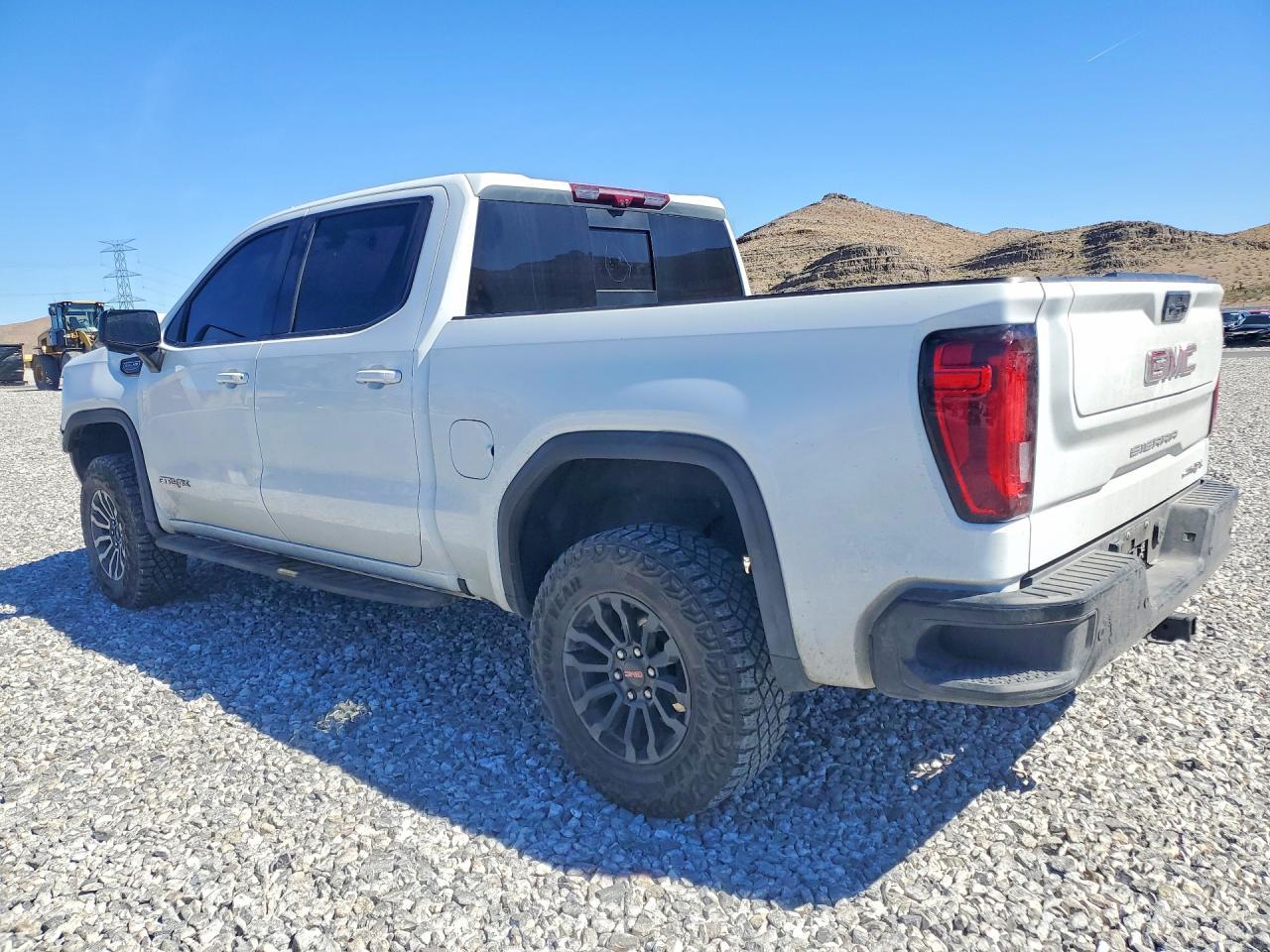 2023 GMC Sierra K1500 AT4X