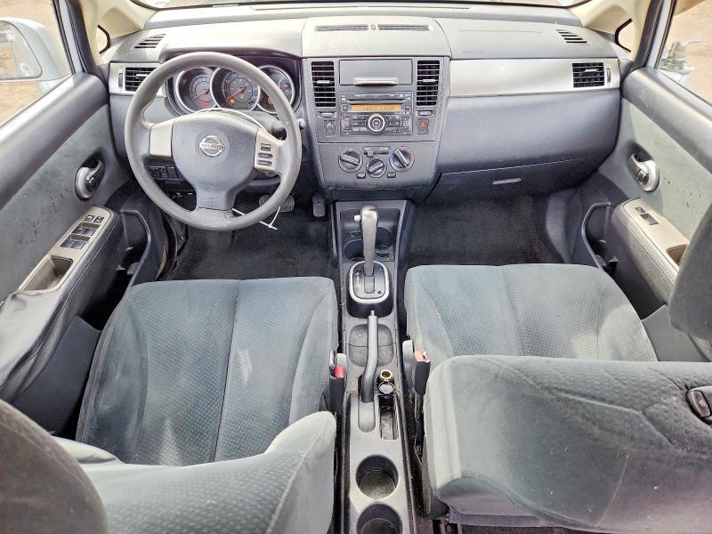 2011 Nissan Versa 1.8 s