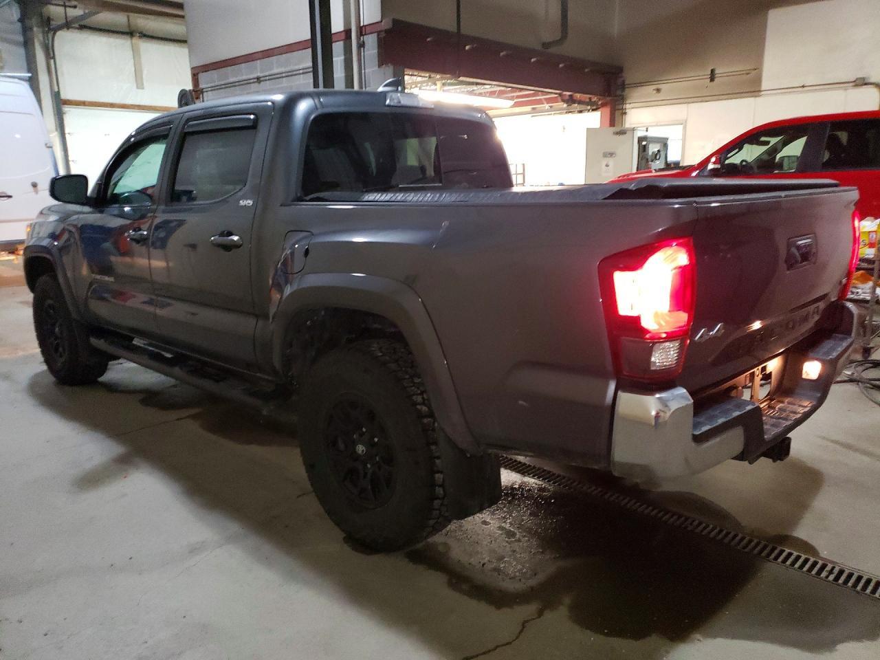 2022 Toyota Tacoma SR5 V6