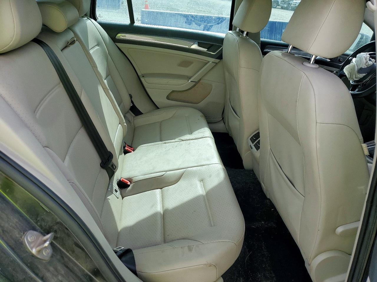 2017 Volkswagen Golf Alltrack s