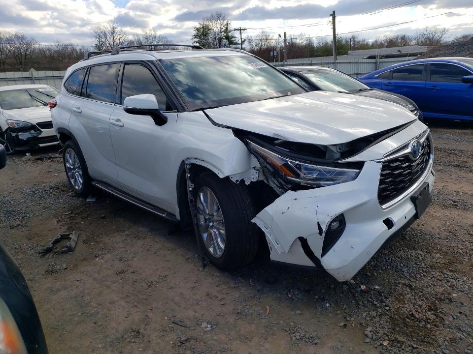 2023 Toyota Highlander Hybrid Limited