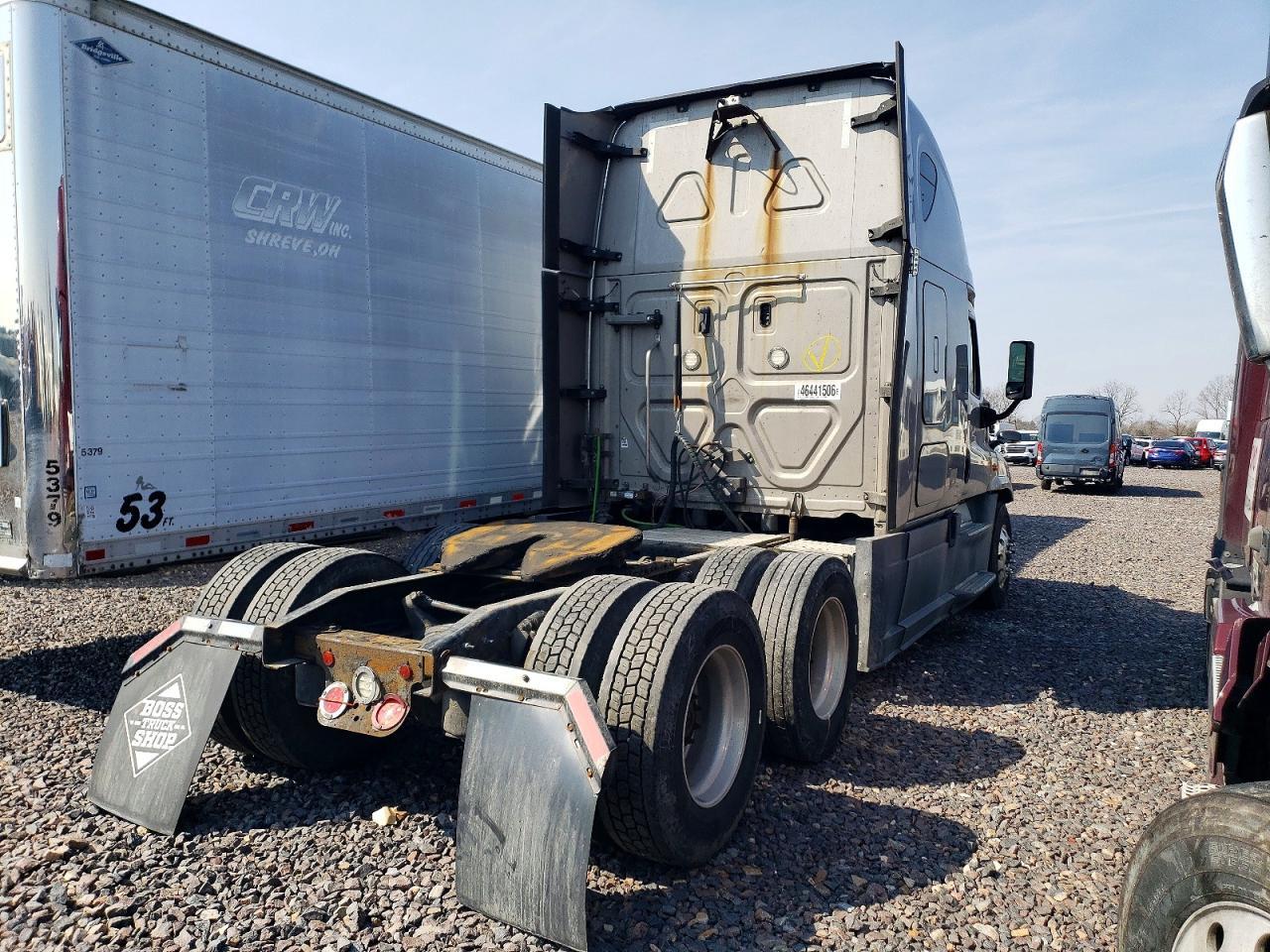 2018 Freigliner 2018 Freightliner Cascadia 125 Semi Truck