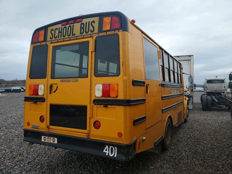2012 Freigliner 2012 Thomas SAF-T-LINER C2-School Bus