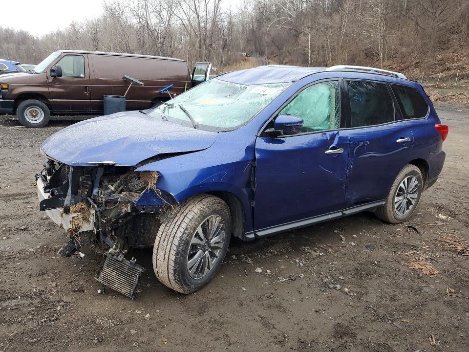 2019 Nissan Pathfinder s