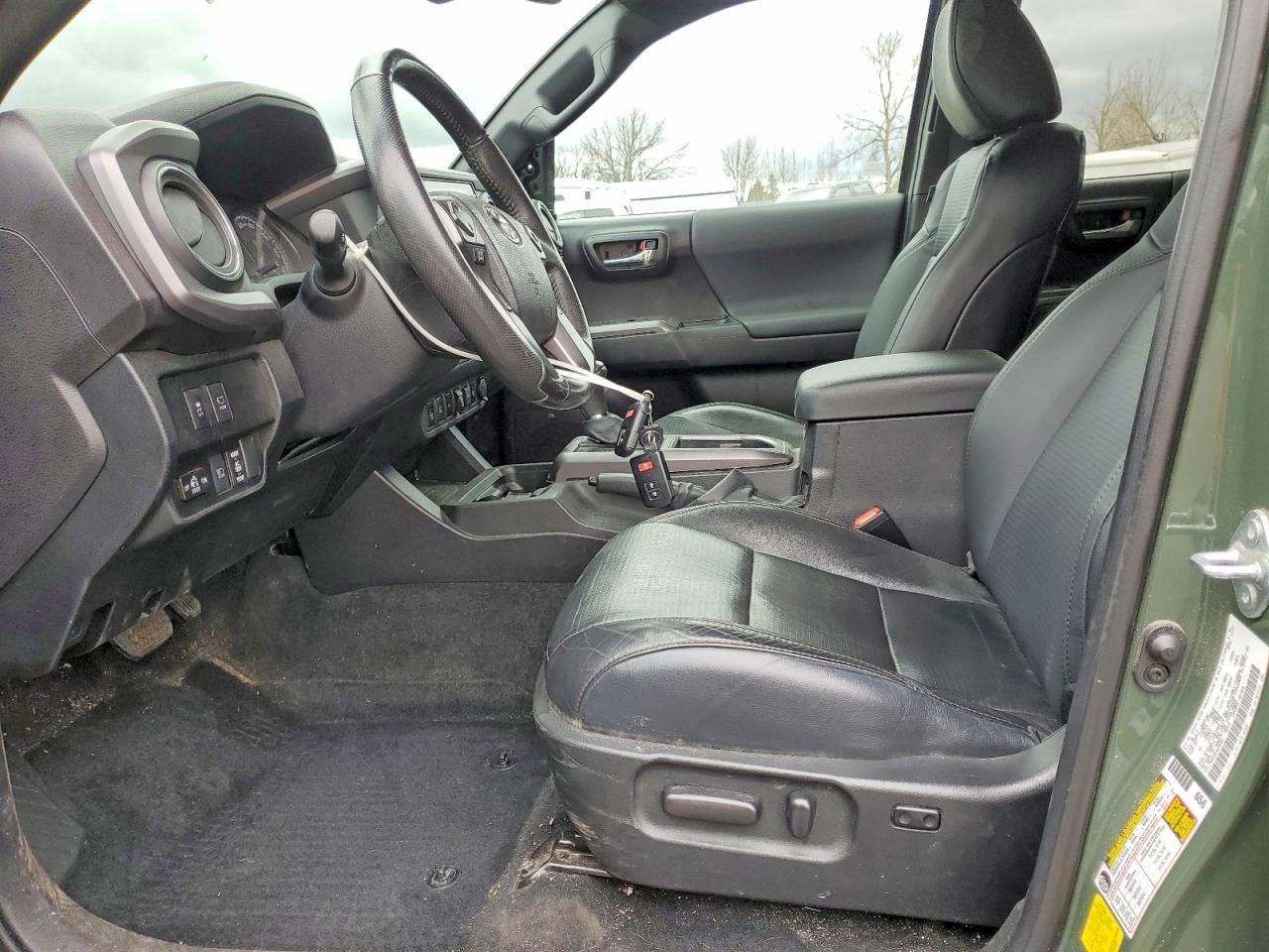 2022 Toyota Tacoma TRD OFF-Road