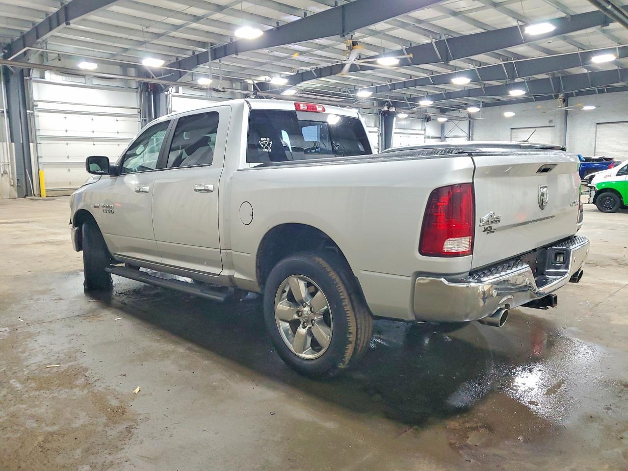 2017 Dodge RAM 1500 SLT