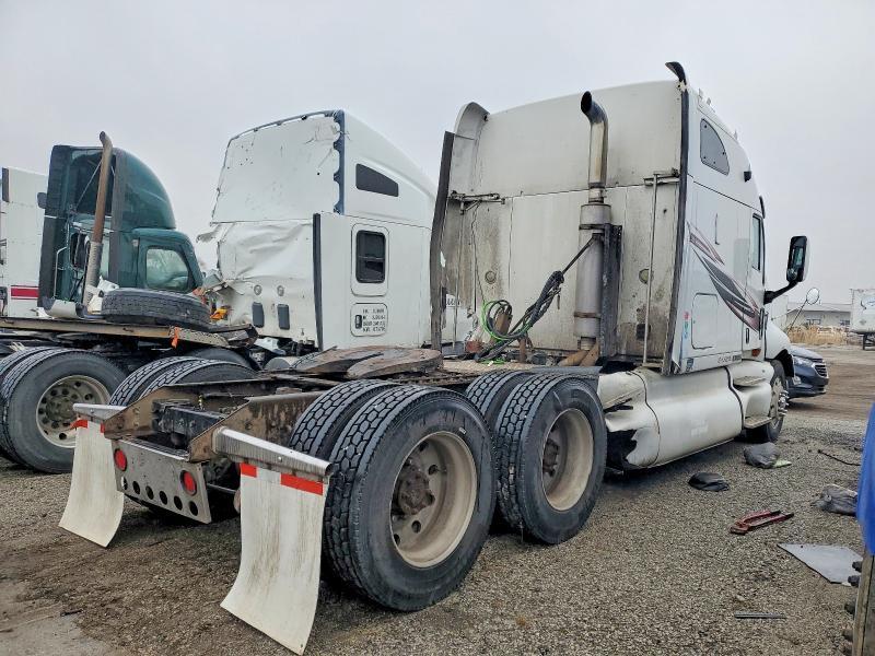 2005 Kenworth Construction T2000