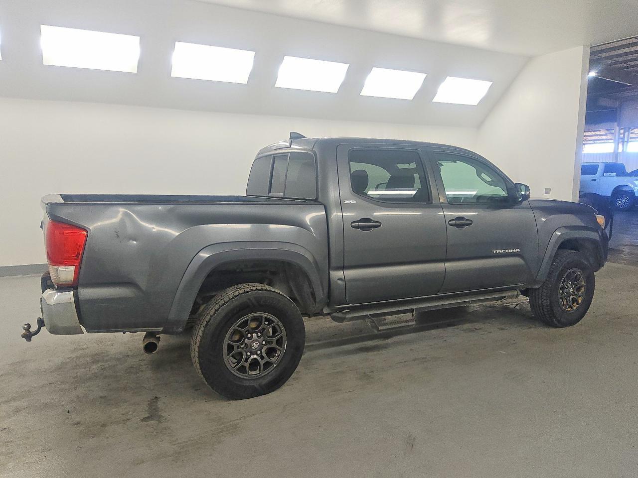 2017 Toyota Tacoma SR5 V6