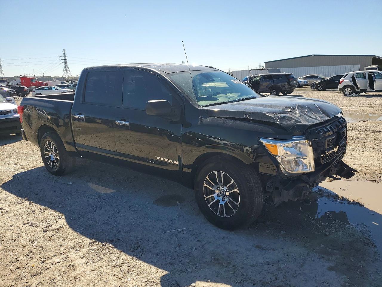 2021 Nissan Titan SV