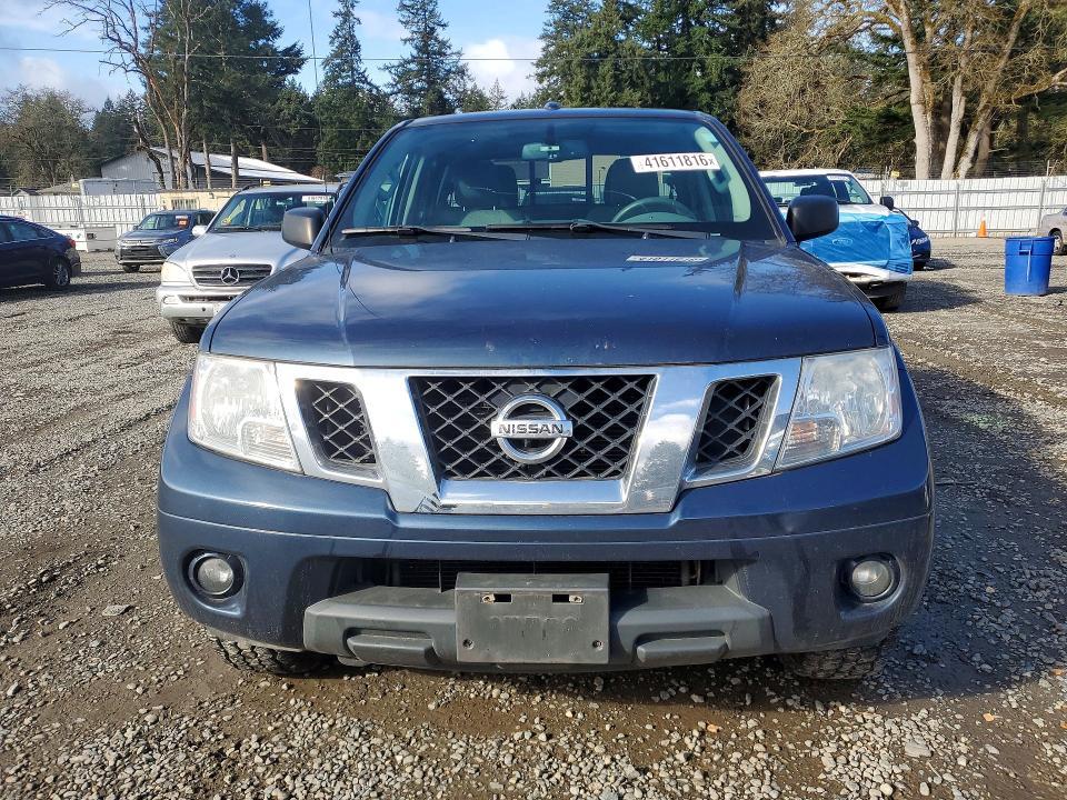 2016 Nissan Frontier SV