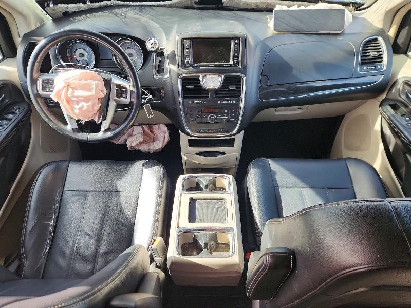 2014 Chrysler Town & Country Touring