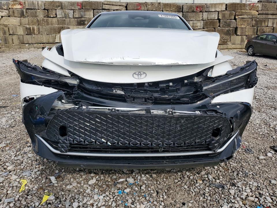 2024 Toyota Crown Limited