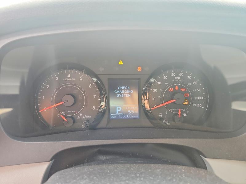 2015 Toyota Sienna le 8-passenger