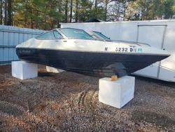 Salvage boats for sale at Knightdale, NC auction: 2000 Mariah Boat