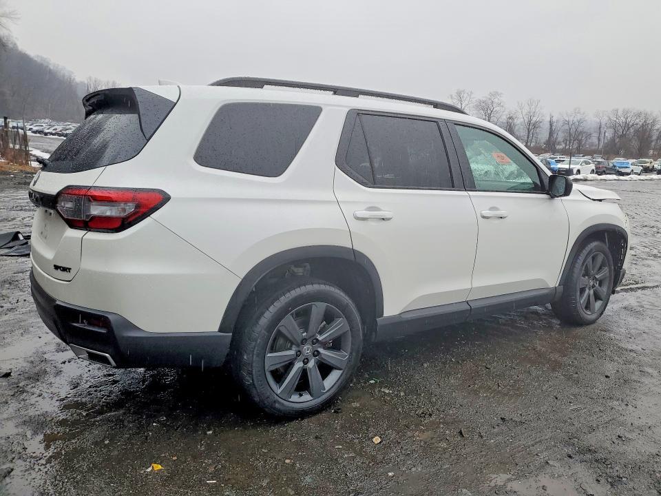2025 Honda Pilot Sport