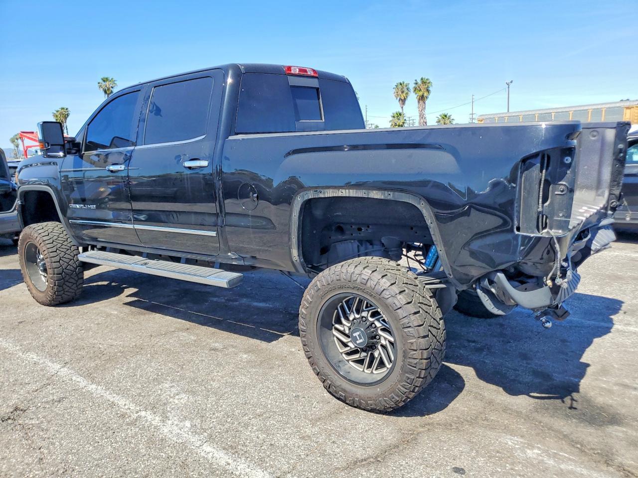 2018 GMC Sierra K2500 Denali