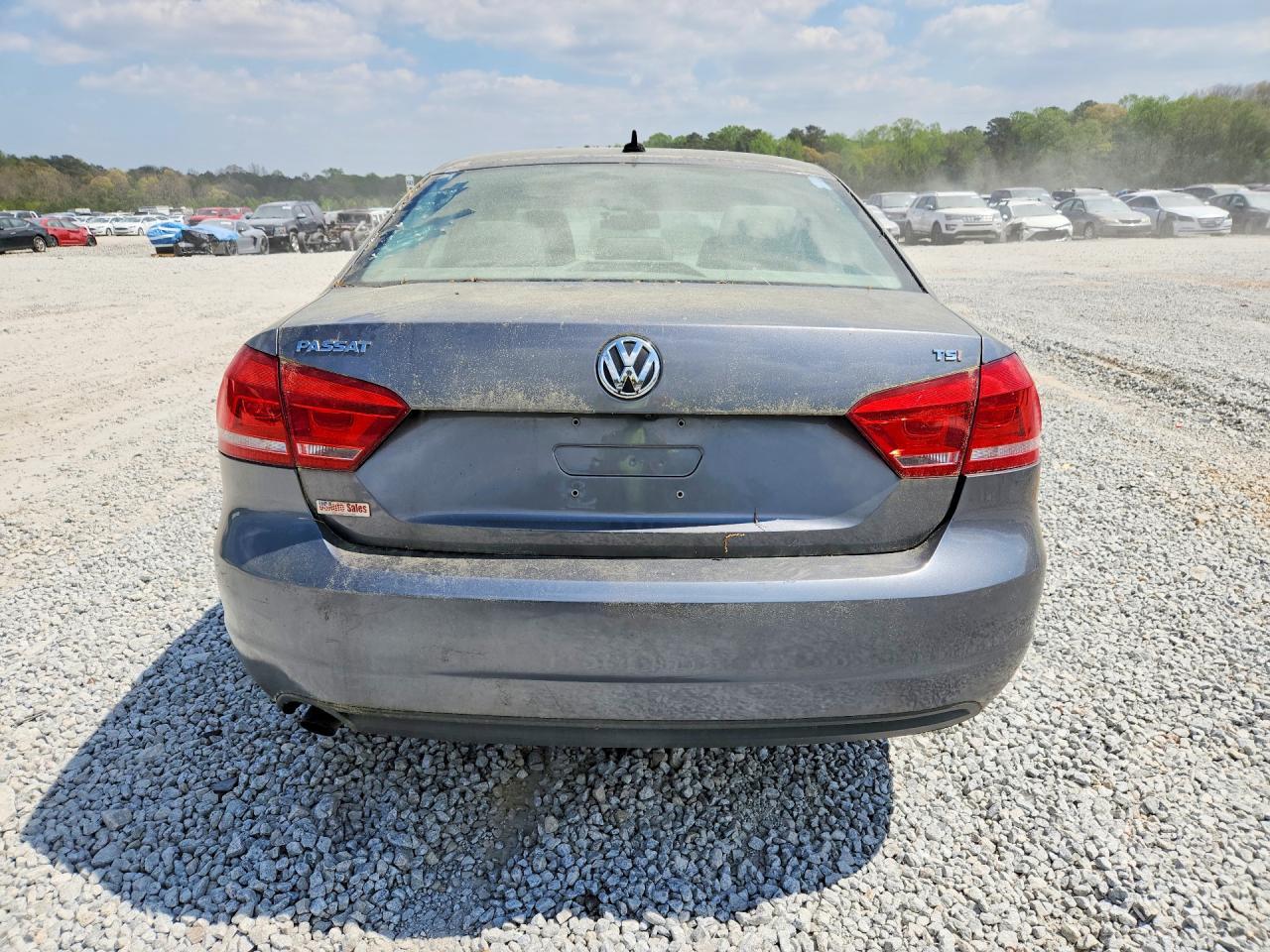 2015 Volkswagen Passat s