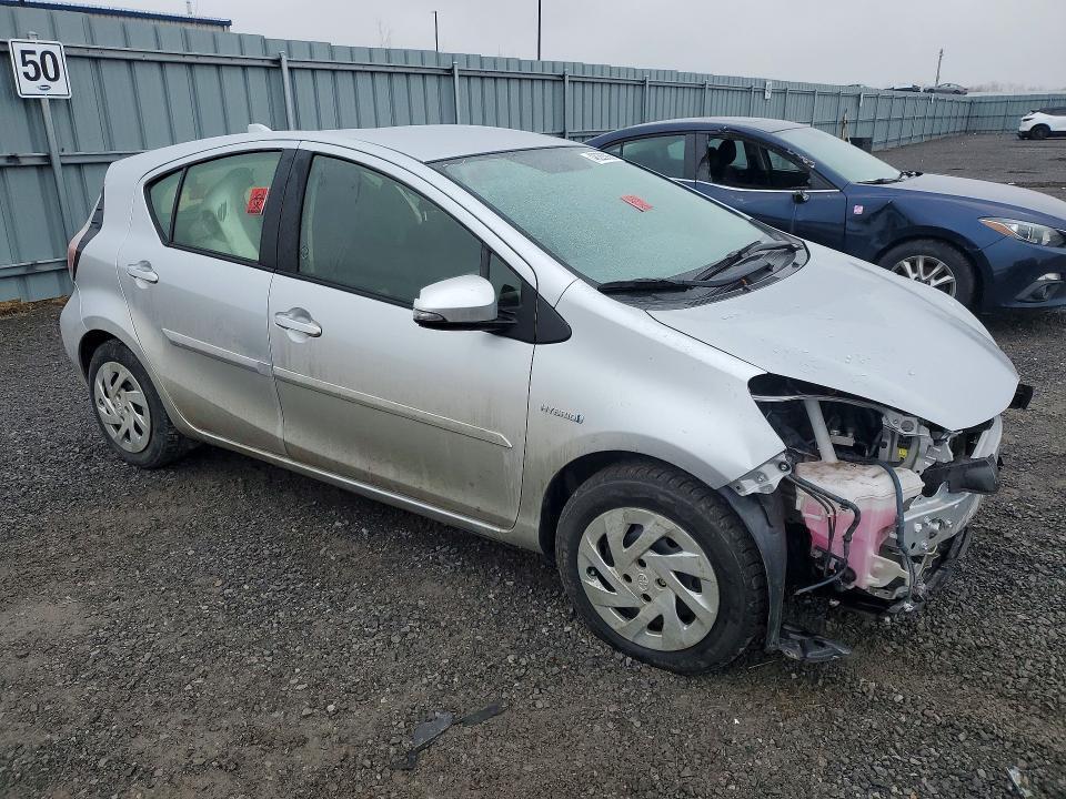 2016 Toyota Prius c one