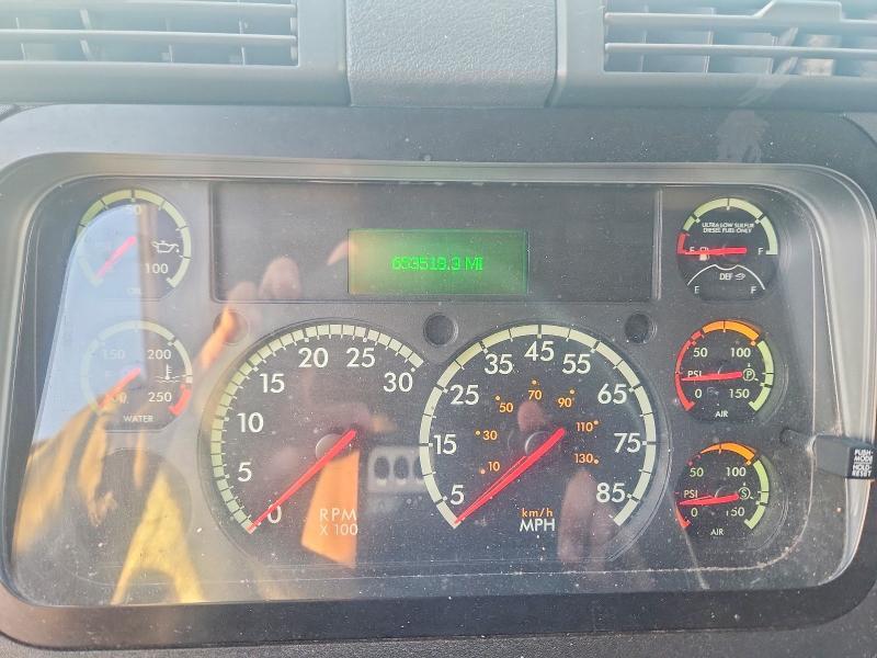 2020 Freigliner 2020 Freightliner Cascadia 125 Semi Truck