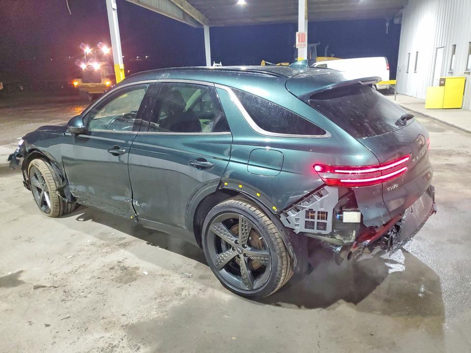 2023 Genesis Gv70