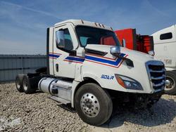Salvage trucks for sale at Louisville, KY auction: 2025 Freigliner Cascadia 126