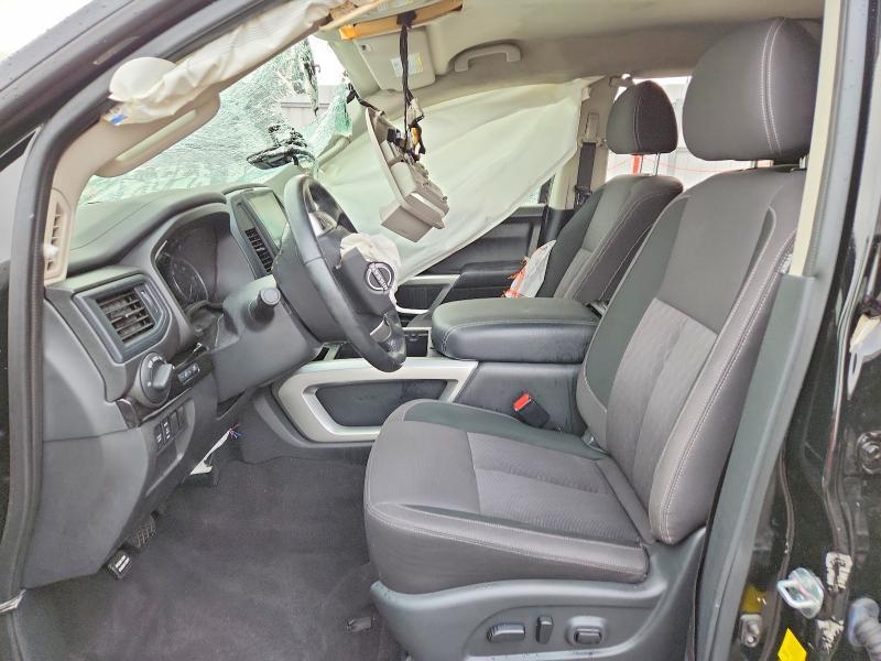 2023 Nissan Titan SV