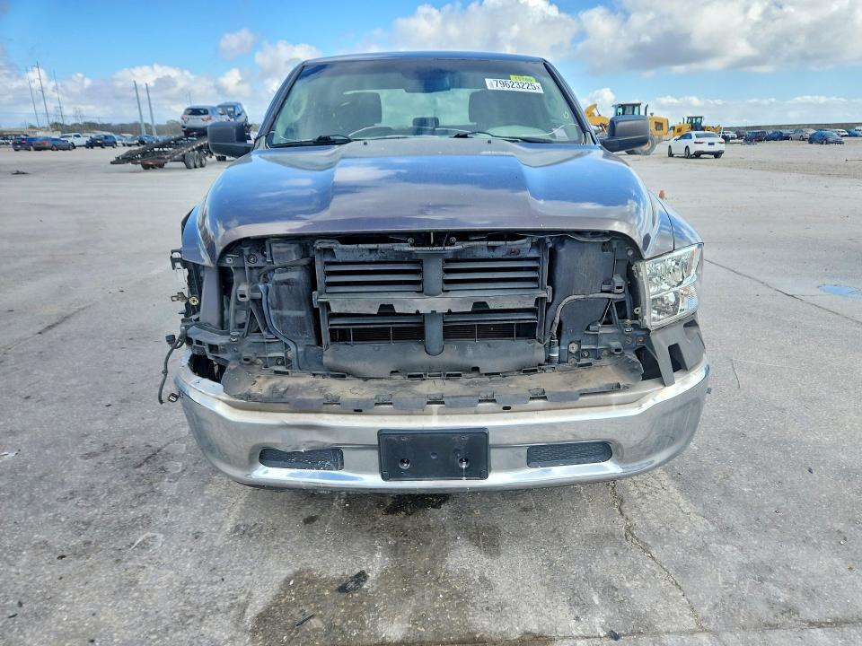 2015 Dodge Ram 1500 slt