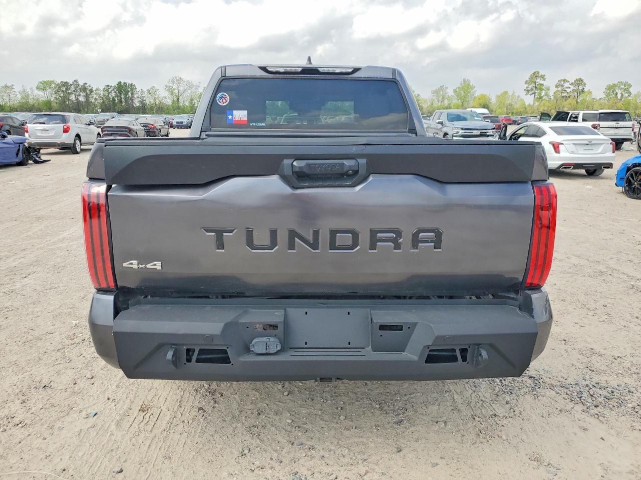 2024 Toyota Tundra SR5