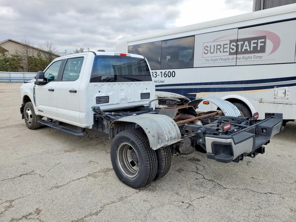 2024 Ford F350 Super Duty Truck Cab AND Chassis