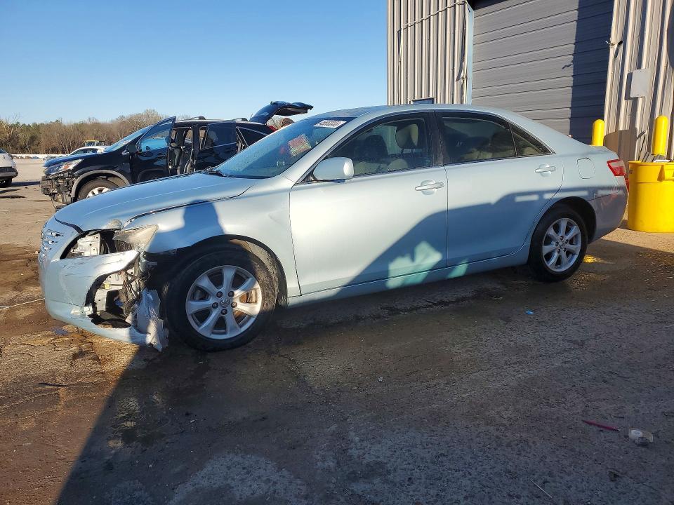 2008 Toyota Camry le