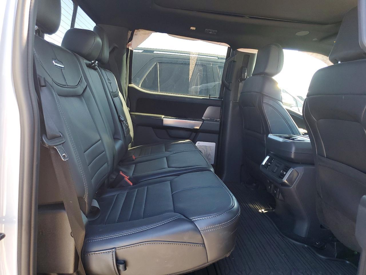2025 Ford F150 Platinum