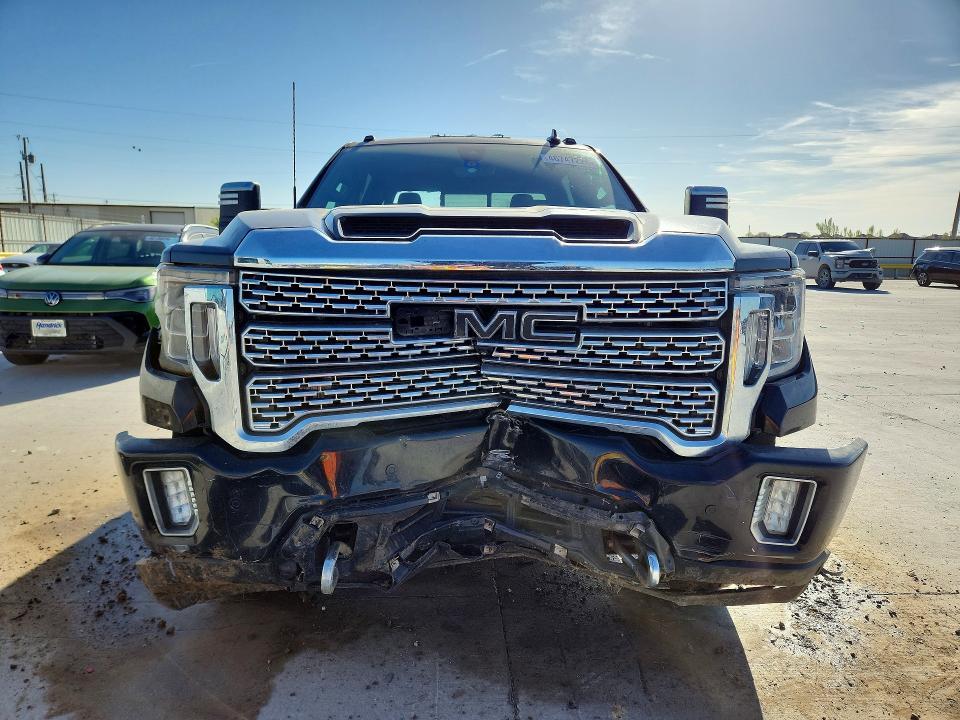 2021 GMC Sierra K2500 Denali