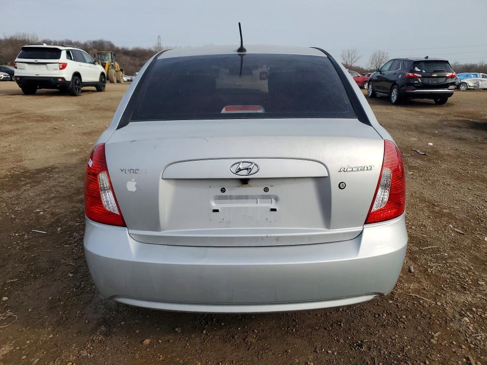 2011 Hyundai Accent gls