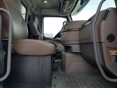 2017 Volvo VNL Semi Truck