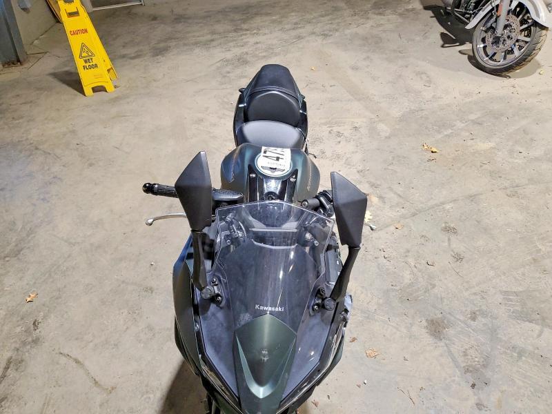 2025 Kawasaki EX650 P