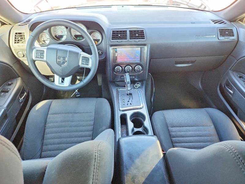 2013 Dodge Challenger sxt