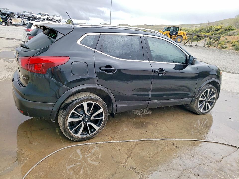 2018 Nissan Rogue Sport sl