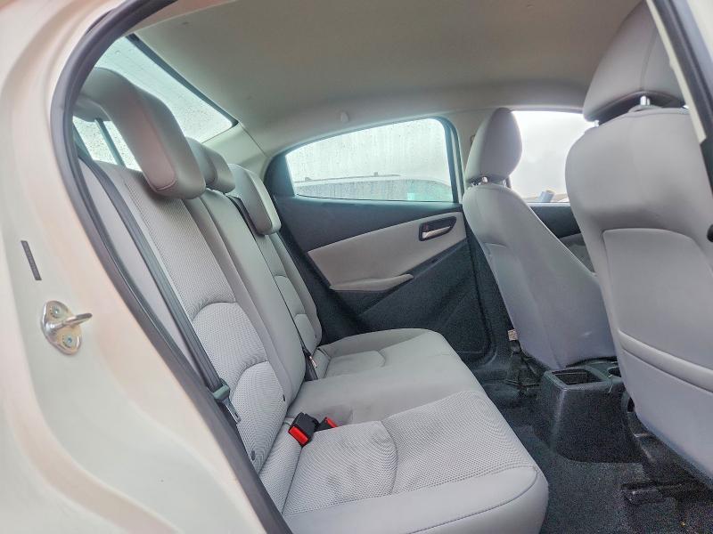 2019 Toyota Yaris le
