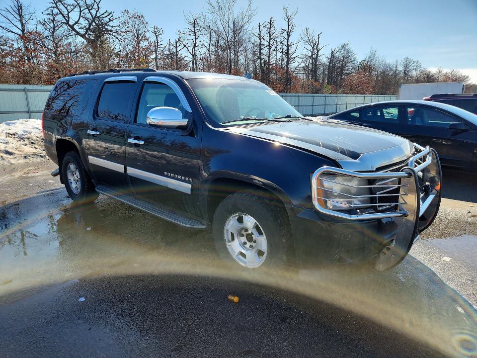 2011 Chev Suburban