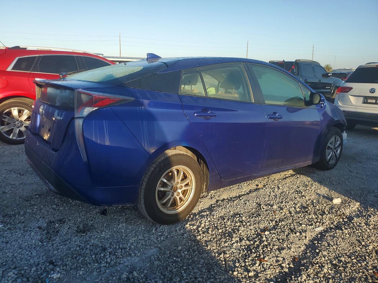2016 Toyota Prius Three