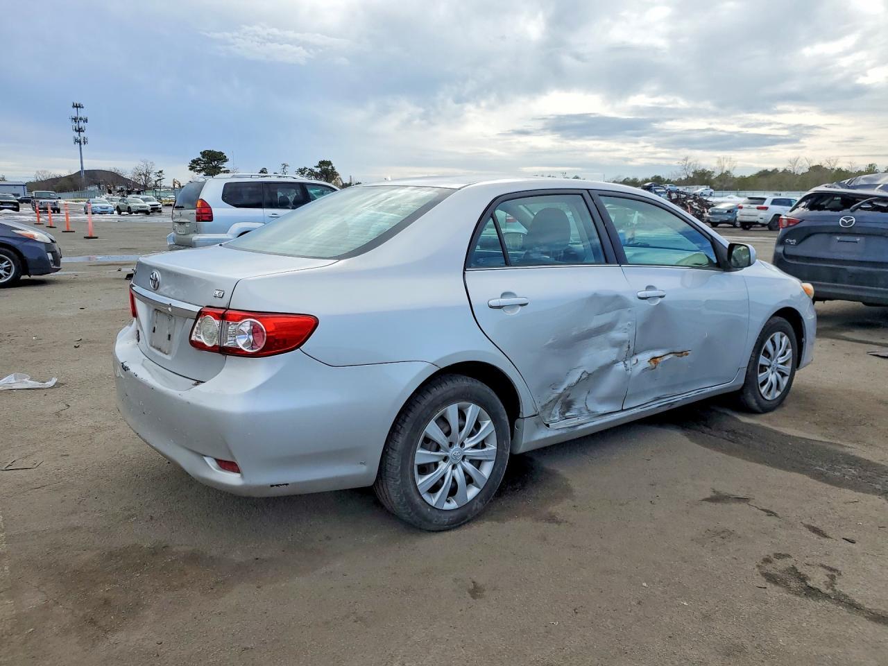 2013 Toyota Corolla le