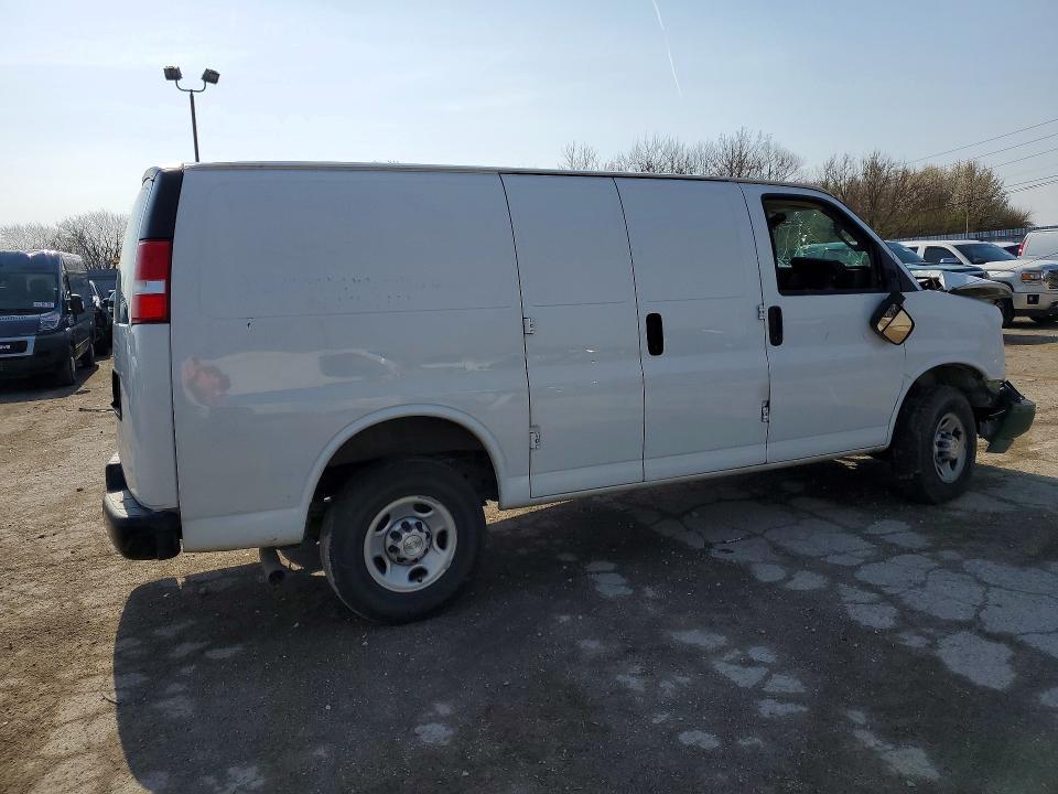 2021 Chev Express G2500
