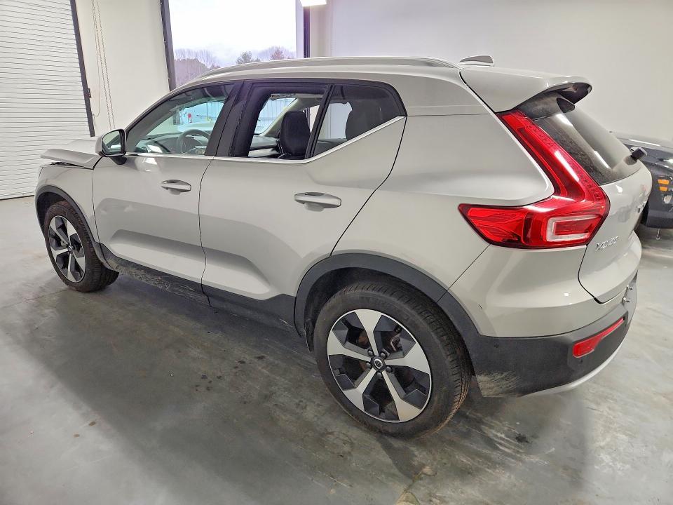 2025 Volvo Xc40 Plus