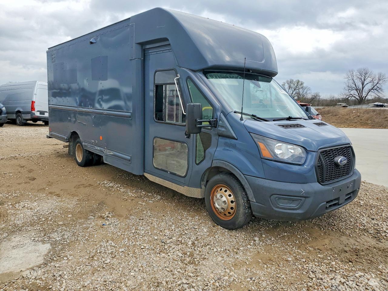 2021 Ford Transit Delivery Truck
