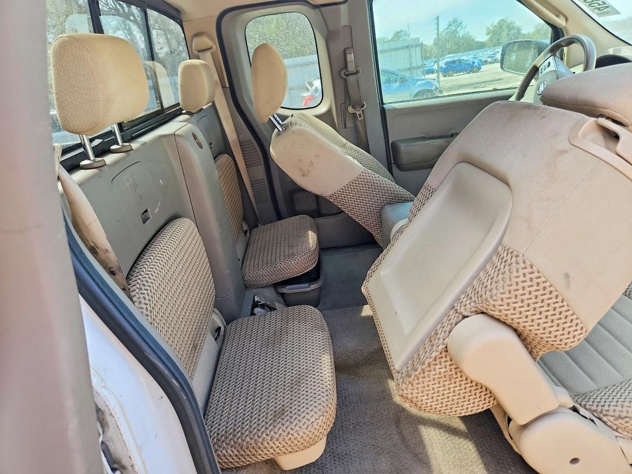2011 Nissan Frontier SV V6